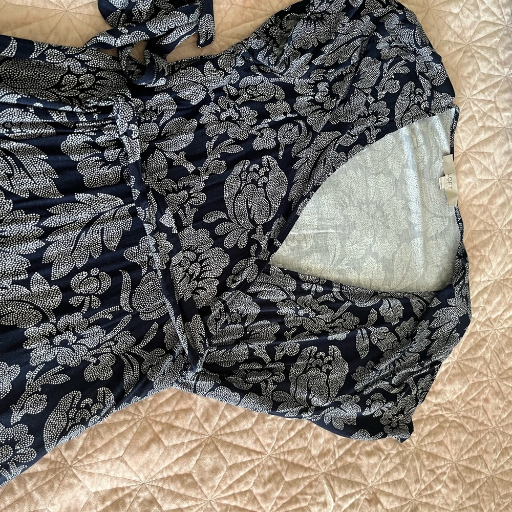 Super cute Loft navy floral wrap dress